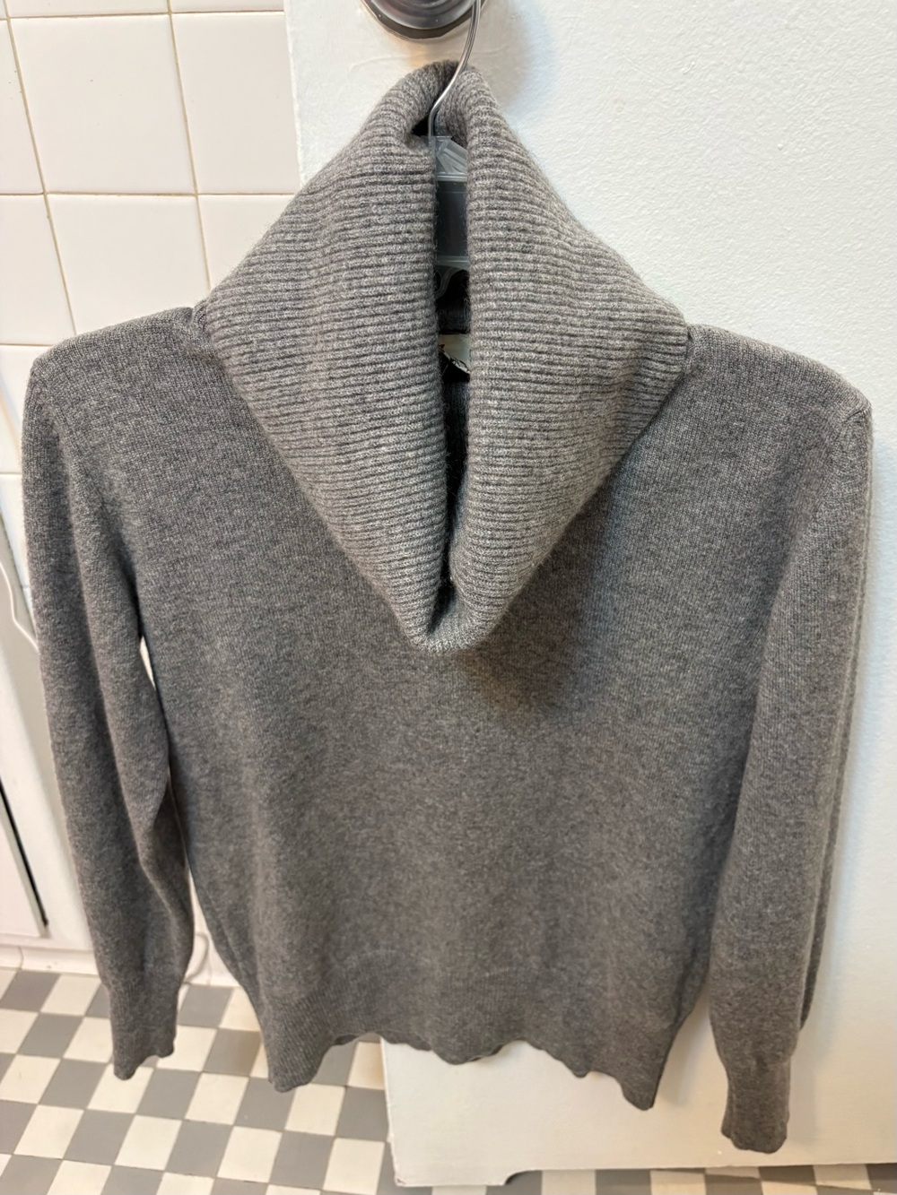 Vintage Caroll Gray 100% Cashmere Cowl Neck Sweater Made in Italy